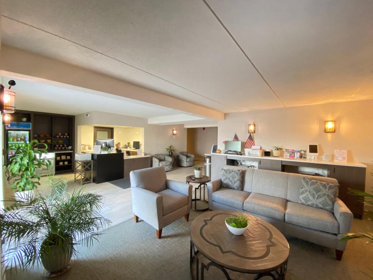 Superior Stay Hotel Marquette Eksteriør bilde